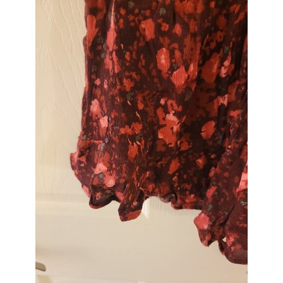 Free People Romper SZ Large All The Right Ruffles Faux Wrap Dark Floral Coquette - Picture 5 of 14